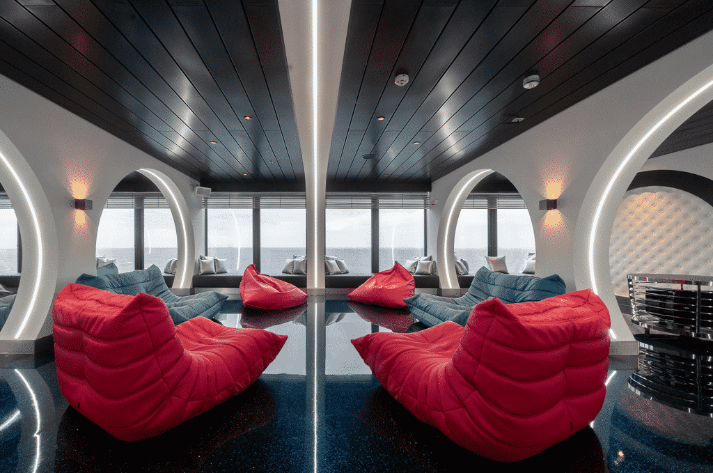 AIDAcosma Teens Lounge Wave Club